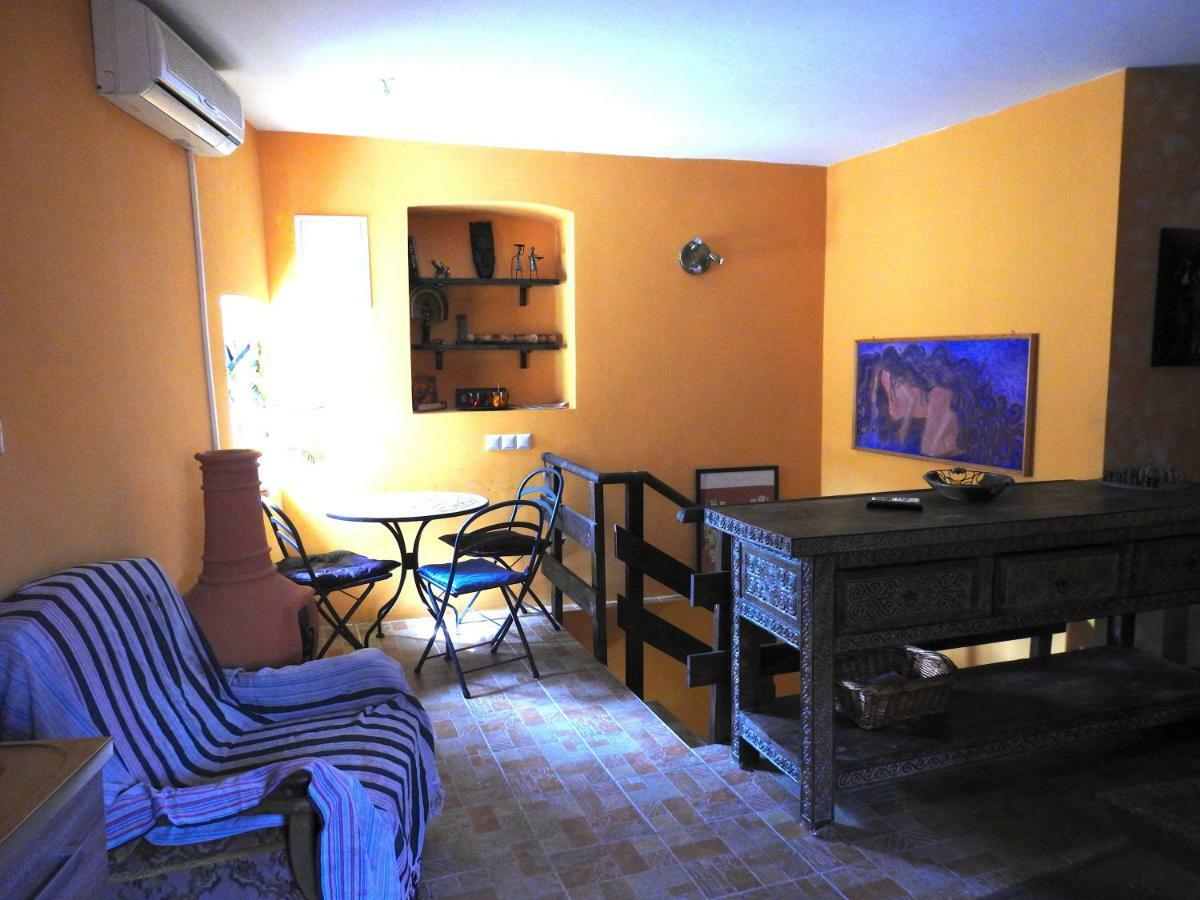דירות קרק Blue Bench Krk מראה חיצוני תמונה